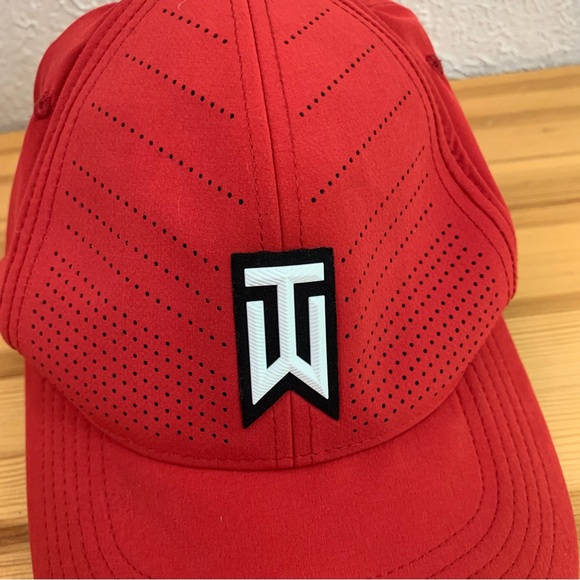 Tiger Woods Red Nike Heritage86 Dri-Fit Golf Hat - Picture 3 of 7